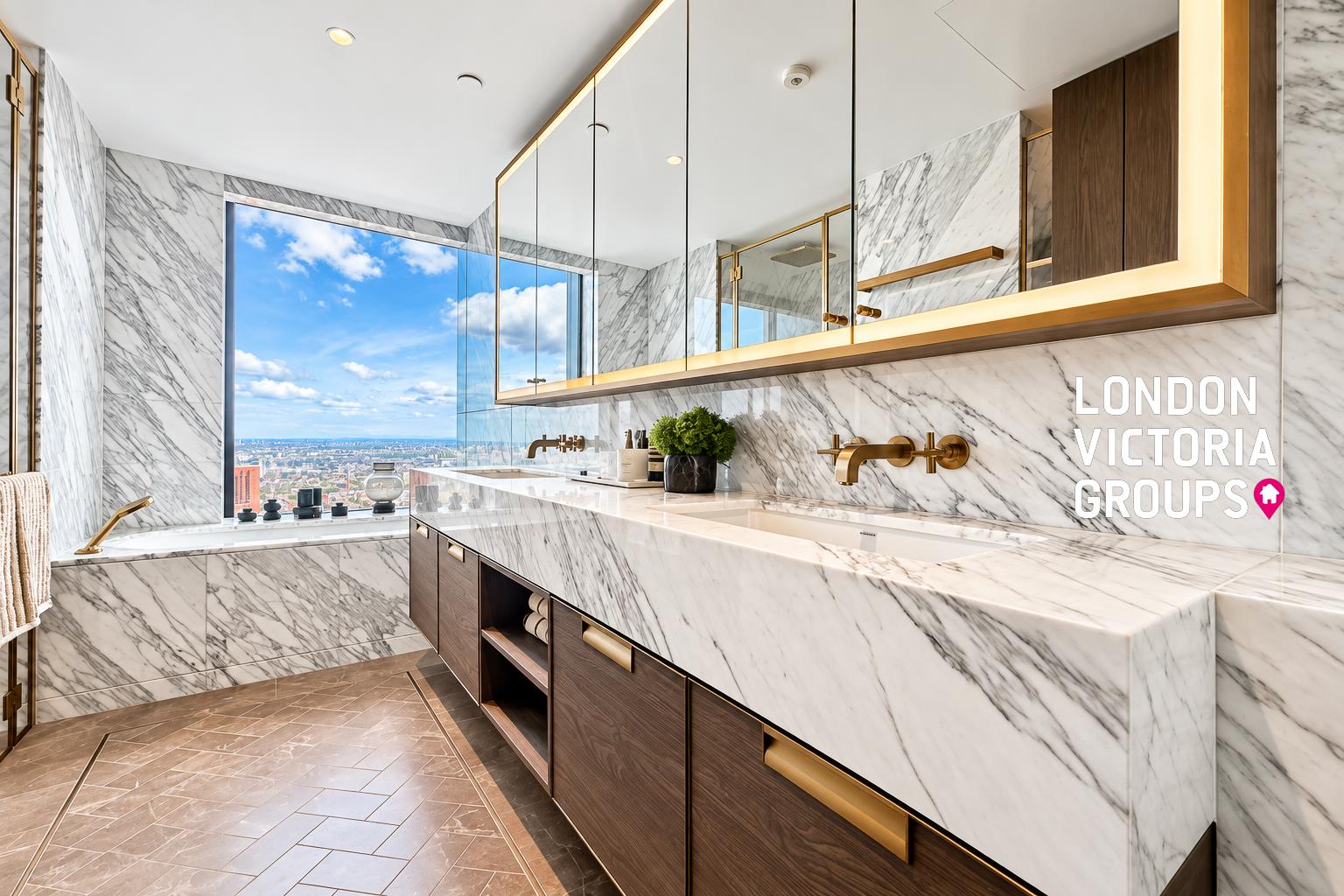 8 Carnation Way, LONDON